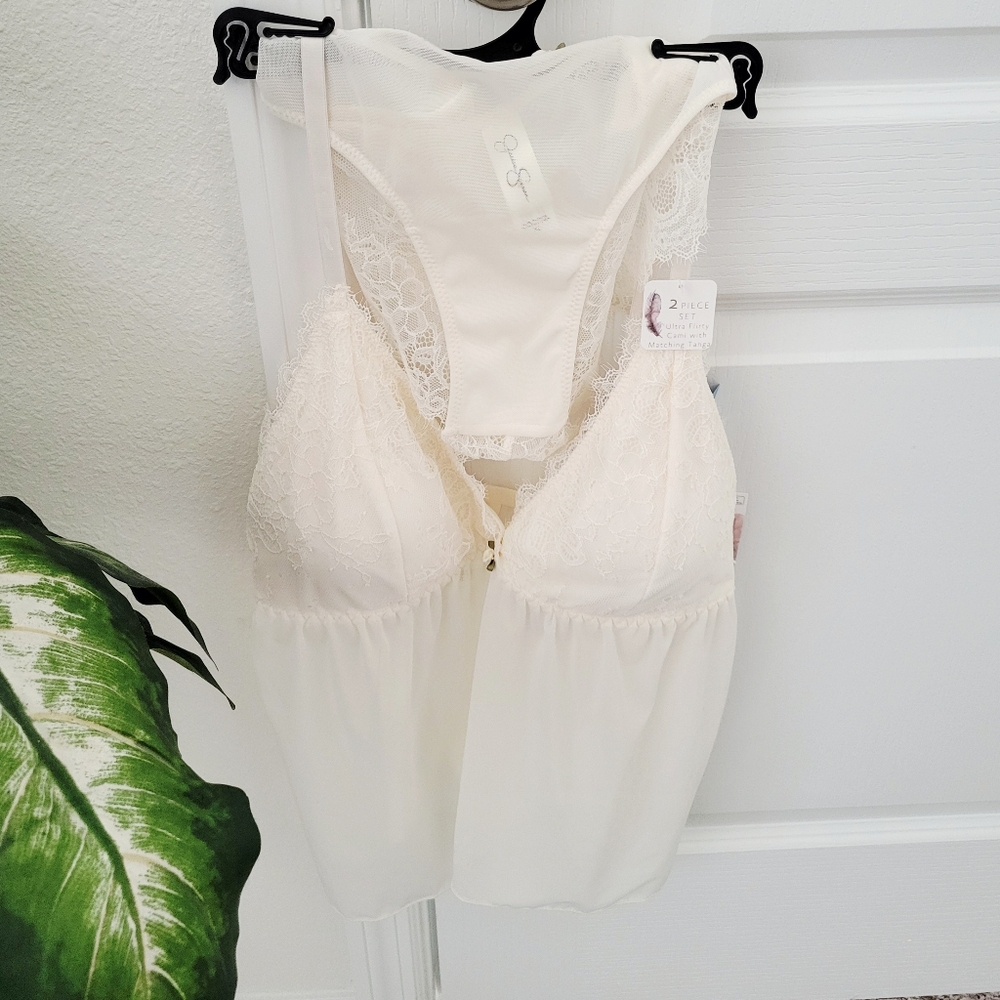 💝JESSICA SIMPSON 2-PIECE SET ULTRA FLIRTY CAMI WITH MATCHING TANGA SIZE XL